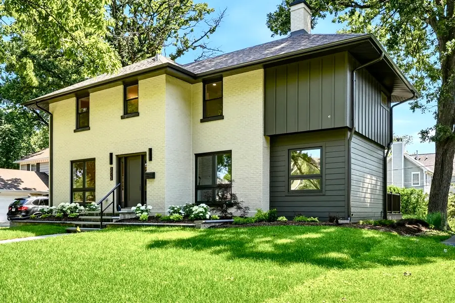 3923 Clausen Avenue, Western Springs, IL 60558 - #2