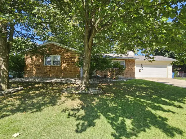 1011 Blueberry Hill Avenue, Mt Vernon, IL 62864
