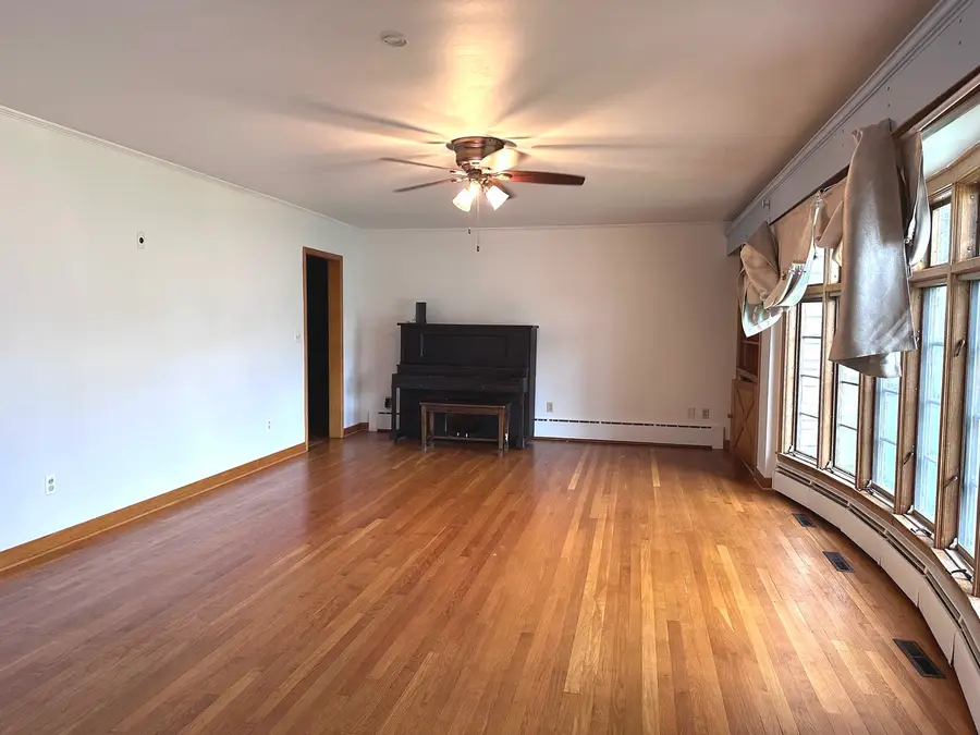 503 4th Street, Maquoketa, IA 52060 - #2