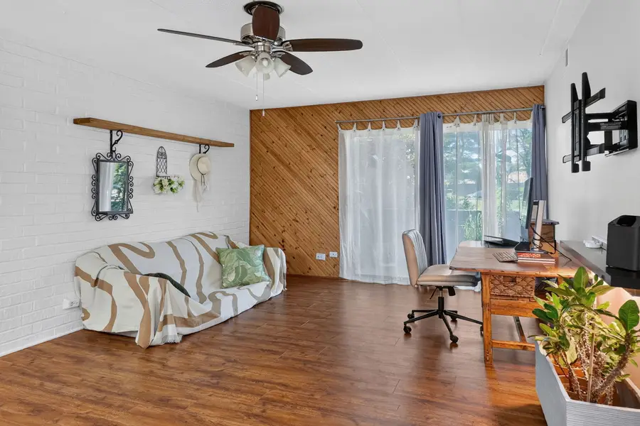 513 Timber Ridge Drive #105C, Carol Stream, IL 60188 - #3