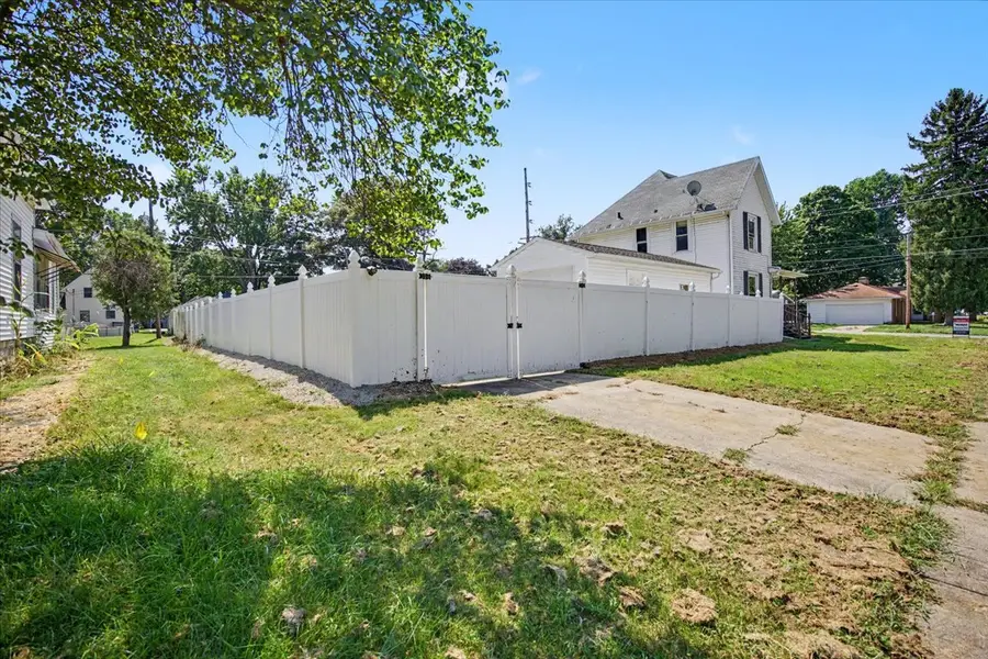 504 E Timber Street, Pontiac, IL 61764 - #3