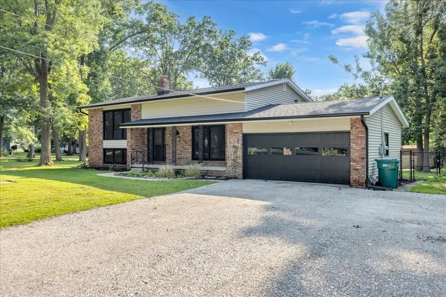 4675 Highcock Drive, Mount Zion, IL 62549 - #2