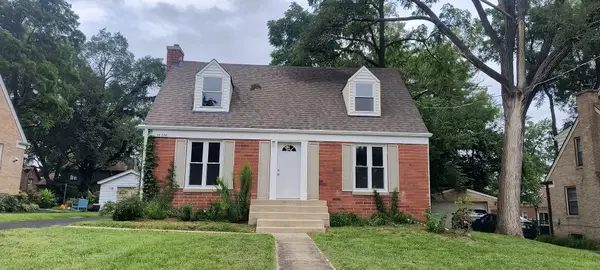 3S276 Gates Place, Warrenville, IL 60555