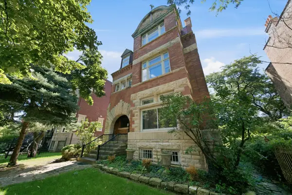 1529 W Adams Street, Chicago, IL 60607