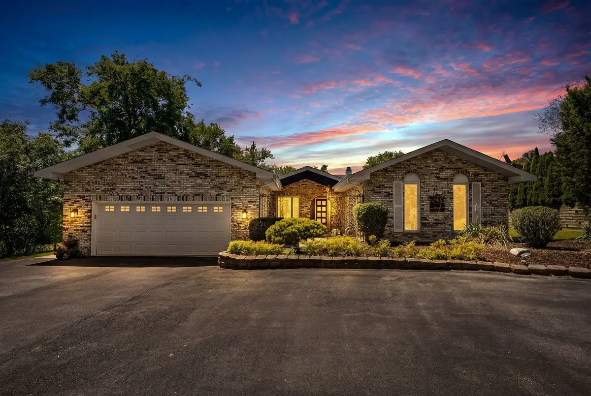11S056 Madison Street, Burr Ridge, IL 60527 - #1