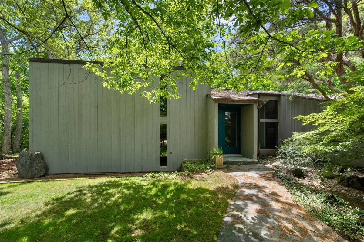 550 S Green Bay Road, Lake Forest, IL 60045 - #1