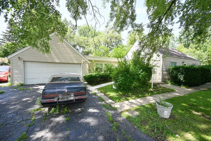 424 N Poplar Avenue, Wood Dale, IL 60191 - #2