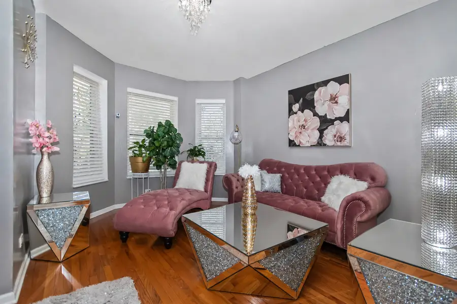 1319 W Foster Avenue, Chicago, IL 60640 - #2