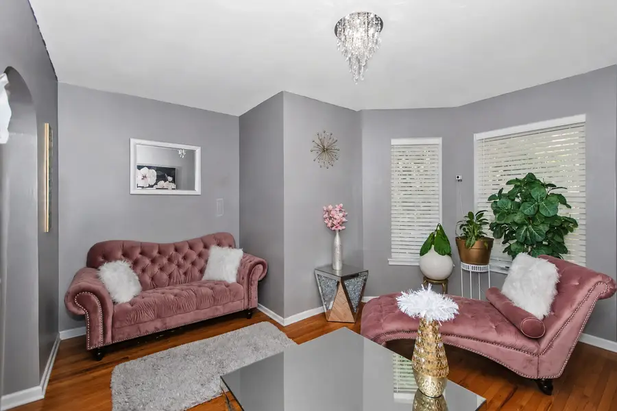 1319 W Foster Avenue, Chicago, IL 60640 - #3