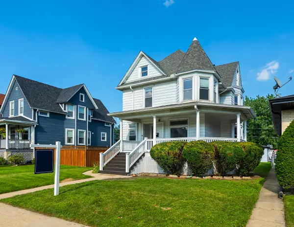 3133 Kenilworth Avenue, Berwyn, IL 60402