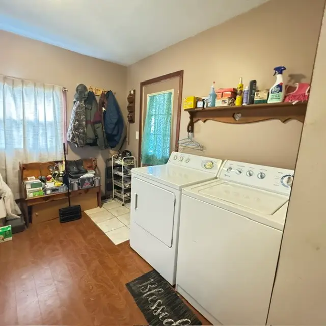 924 N George Street, Clinton, IL 61727 - #2