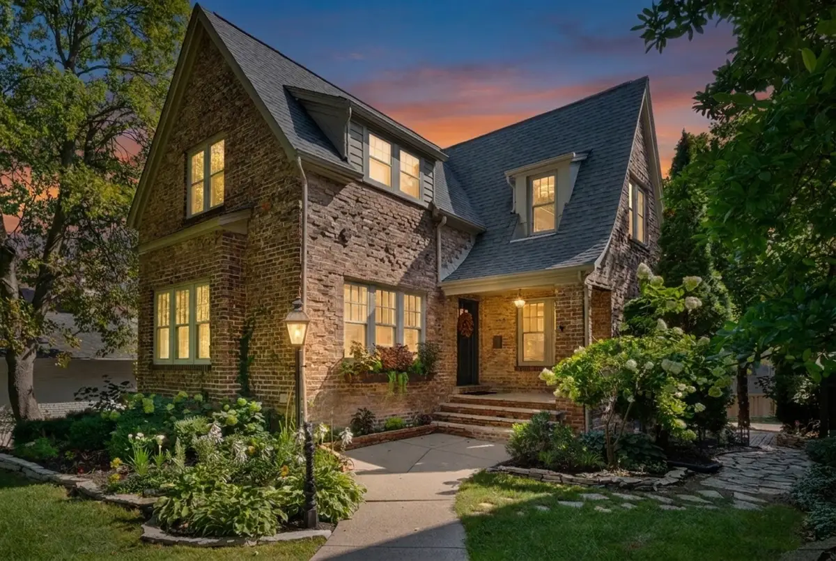 239 S Bruner Street, Hinsdale, IL 60521 - #1