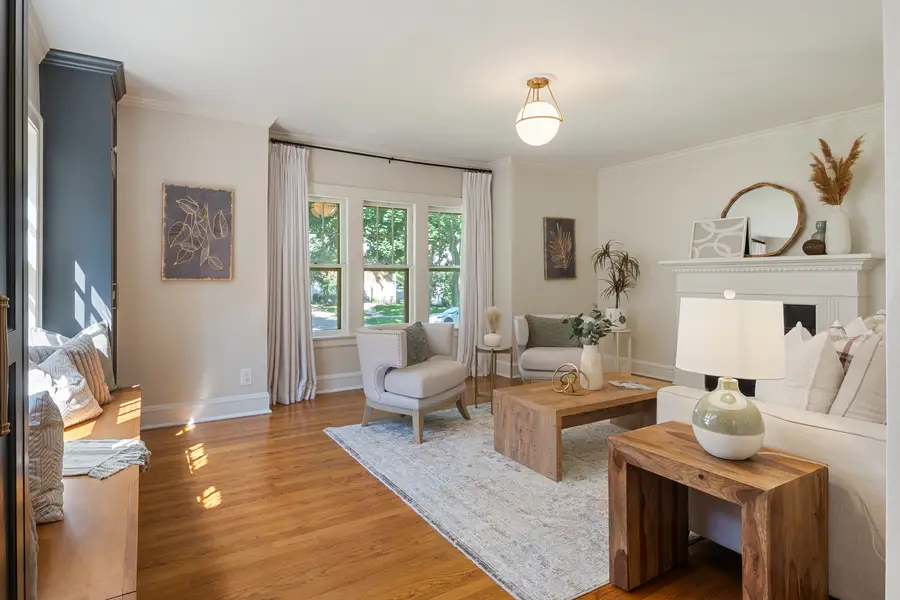 239 S Bruner Street, Hinsdale, IL 60521 - #2