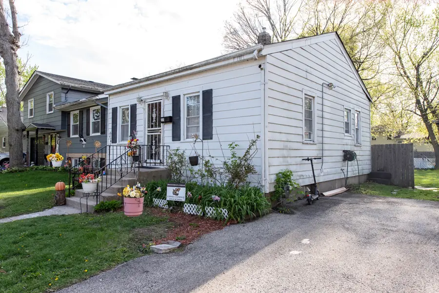 1530 Elizabeth Avenue, North Chicago, IL 60064 - #2