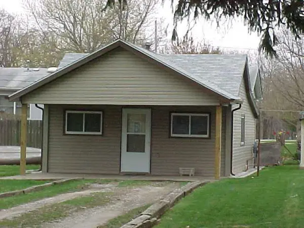 3207 4th Street, Moline, IL 61265