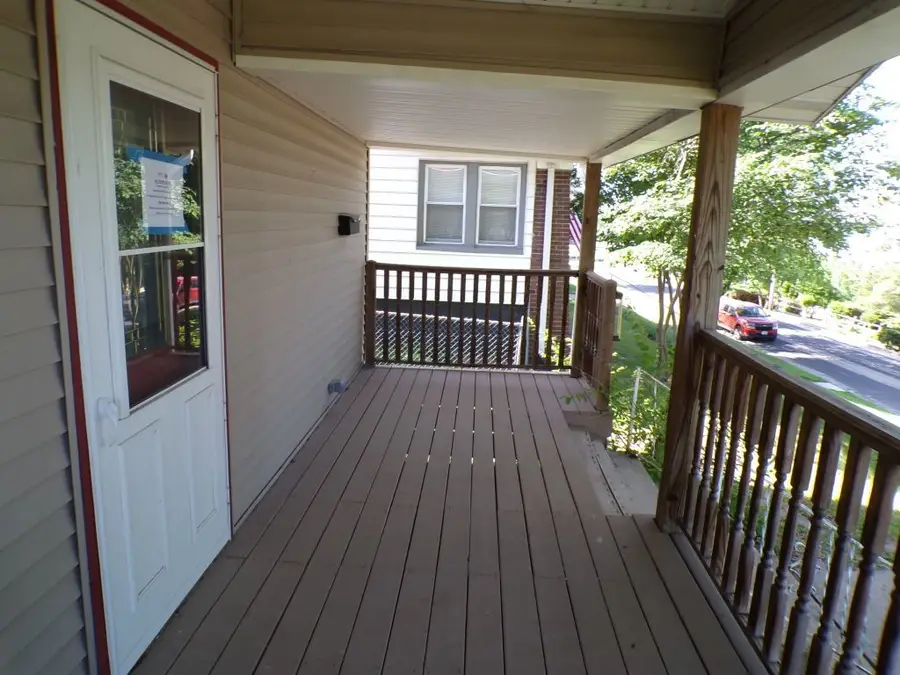 822 N 4th Street, Savanna, IL 61074 - #3