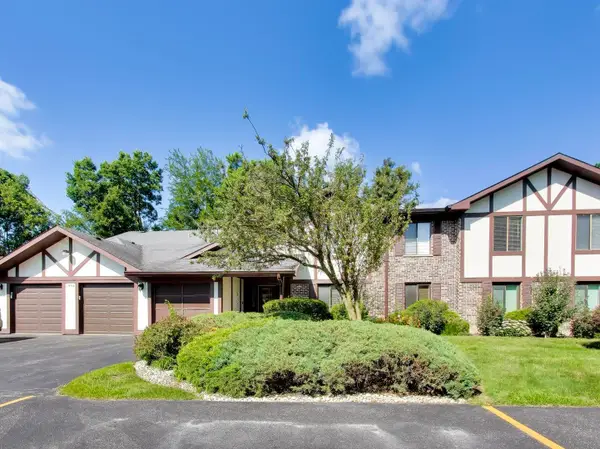 1456 N Elmhurst Road #101A, Mount Prospect, IL 60056