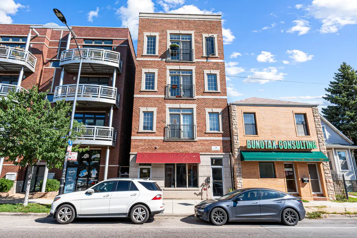 2248 W Foster Avenue #3, Chicago, IL 60625 - #1