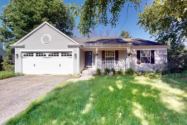36 Mckinley Lane, Streamwood, IL 60107