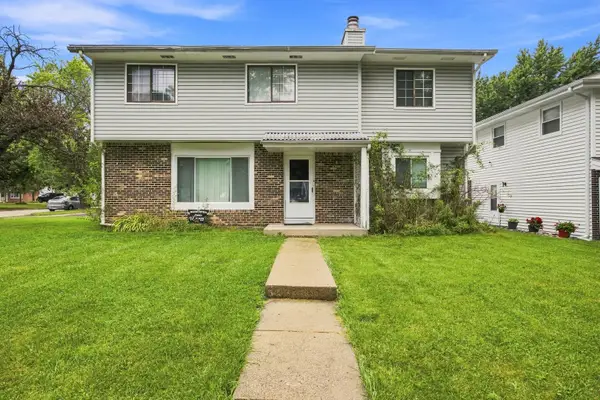 2714 Lydia Street, Waukegan, IL 60085