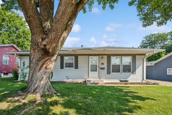3236 W Dover Court, Davenport, IA 52804