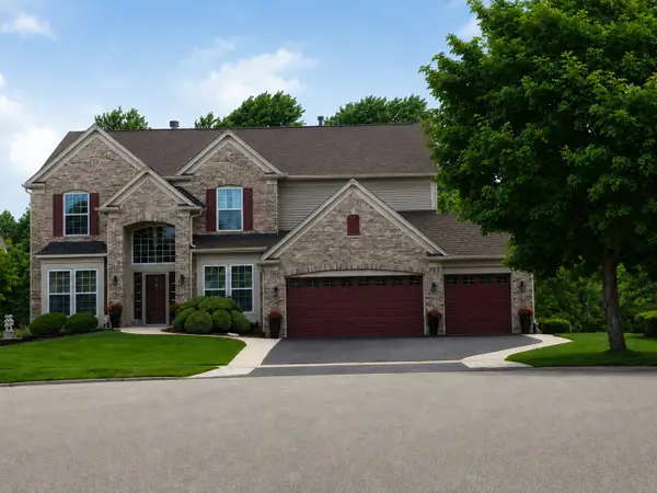 4 Snead Court, Bolingbrook, IL 60490