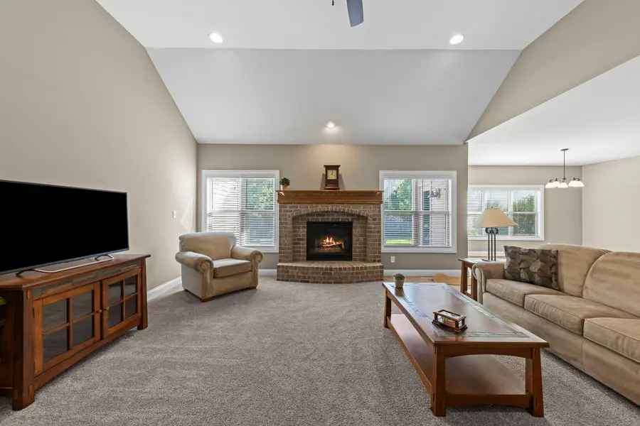 476 Bloomfield Circle W, Oswego, IL 60543 - #3