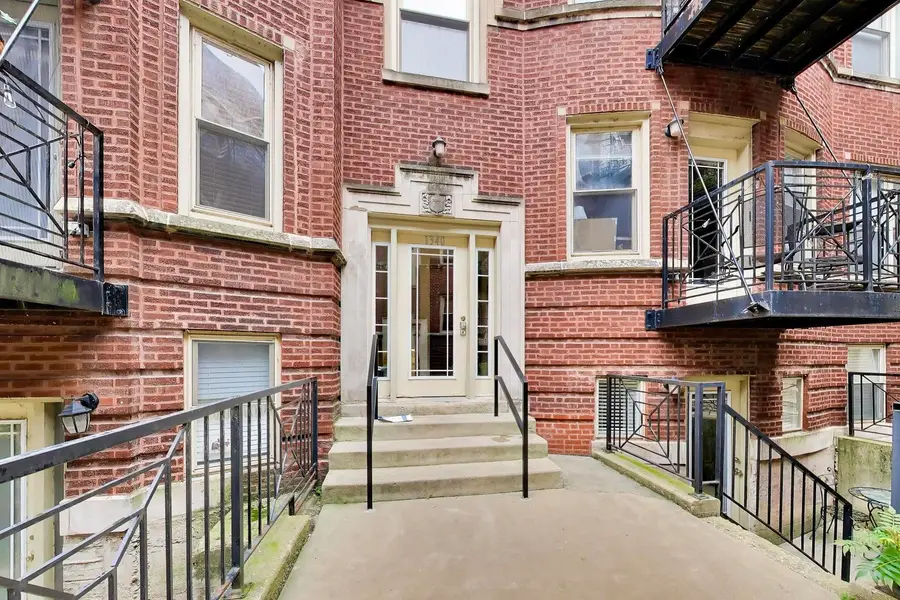 1340 W Greenleaf Avenue #3G, Chicago, IL 60626 - #3