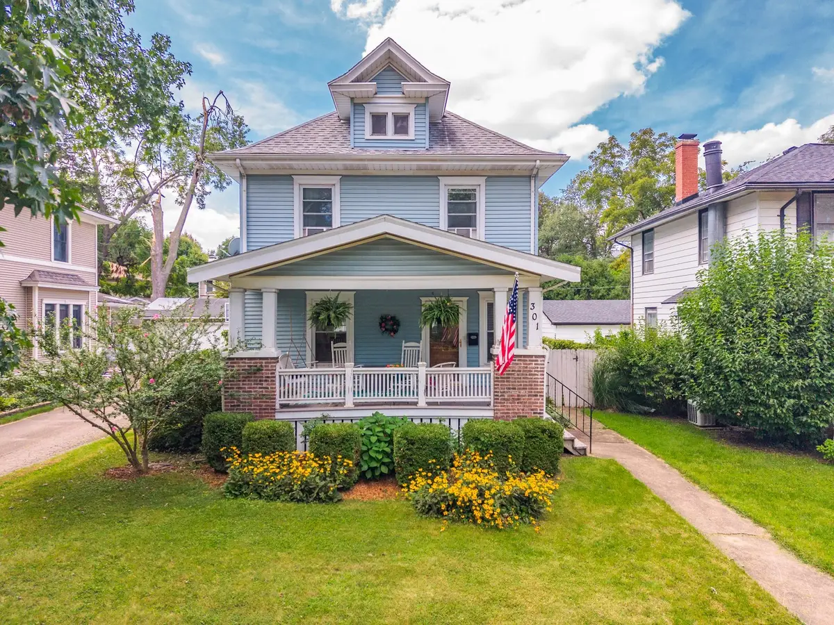 301 Vale Street, Bloomington, IL 61701 - #1