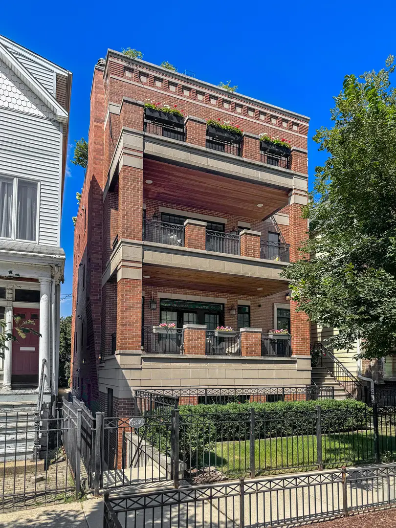 3320 N Clifton Avenue #2, Chicago, IL 60657 - #1
