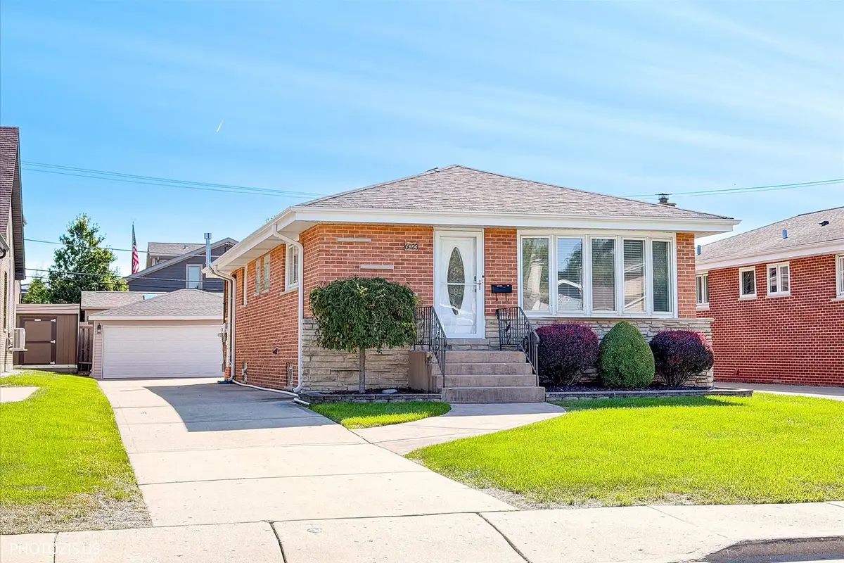 6023 N Emerson Street, Rosemont, IL 60018 - #1