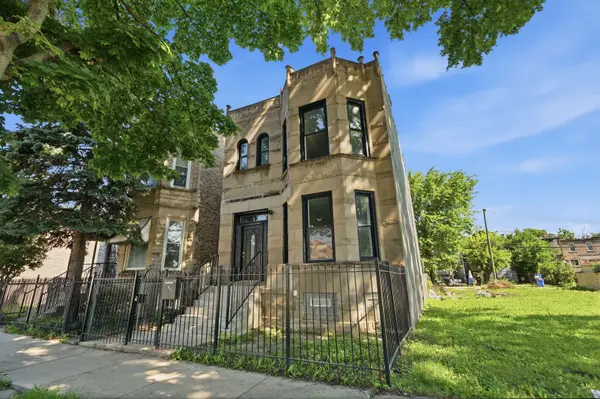 4024 W Arthington Street, Chicago, IL 60624