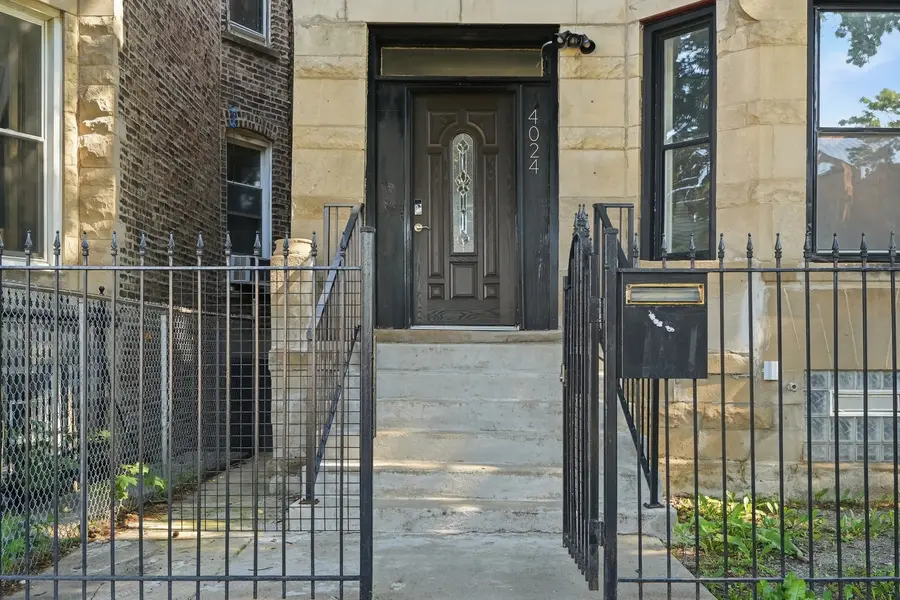 4024 W Arthington Street, Chicago, IL 60624 - #2