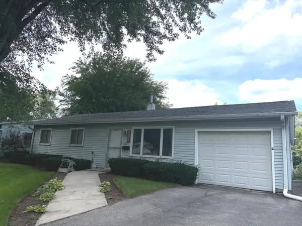 18610 W Karen Lane, Gurnee, IL 60031