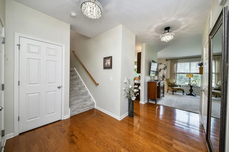 184 Birch Lane, Saint Charles, IL 60175 - #3