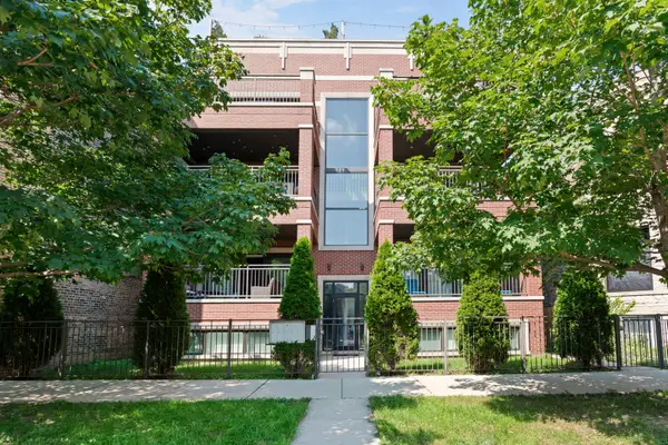 2506 N Rockwell Street #3N, Chicago, IL 60647