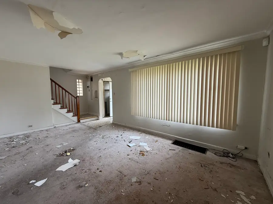 8545 S Euclid Avenue, Chicago, IL 60617 - #2
