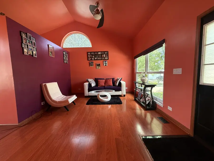 559 Payton Lane, Bolingbrook, IL 60440 - #2