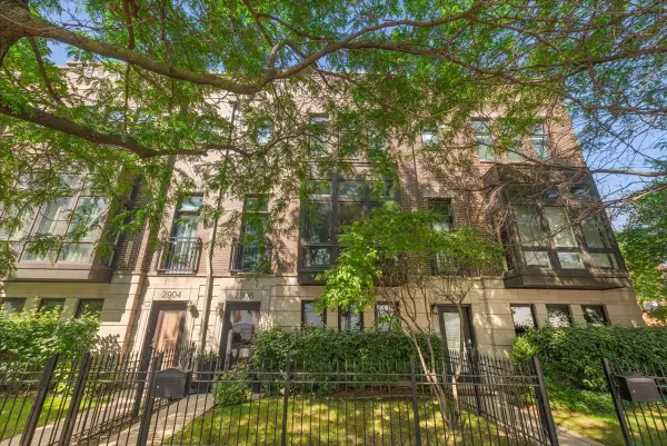 Address Withheld By Seller, Chicago, IL 60657