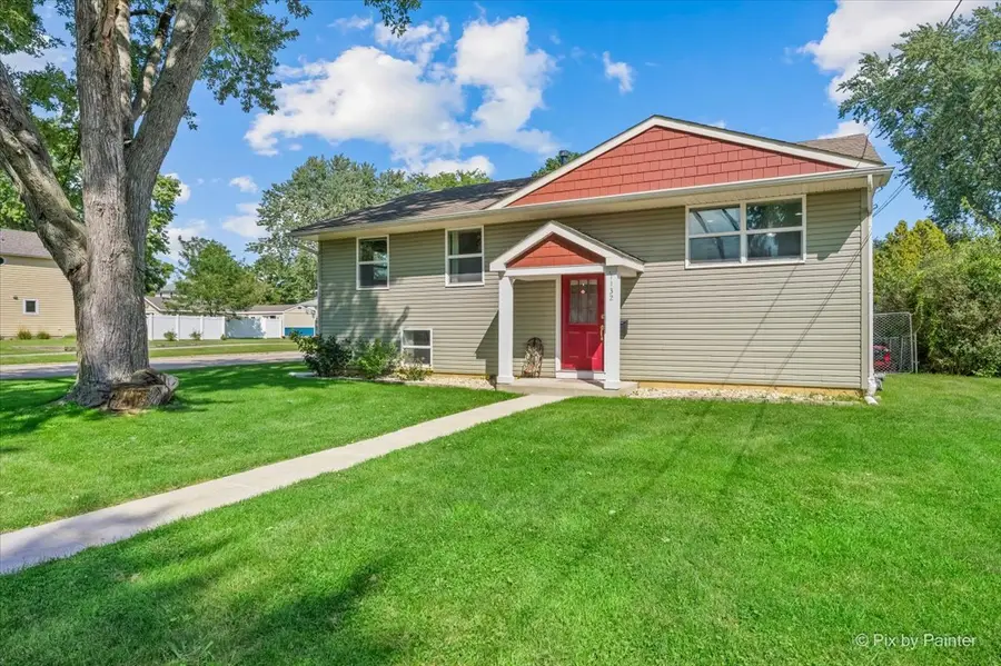 1132 Queen Anne Street, Woodstock, IL 60098 - #3