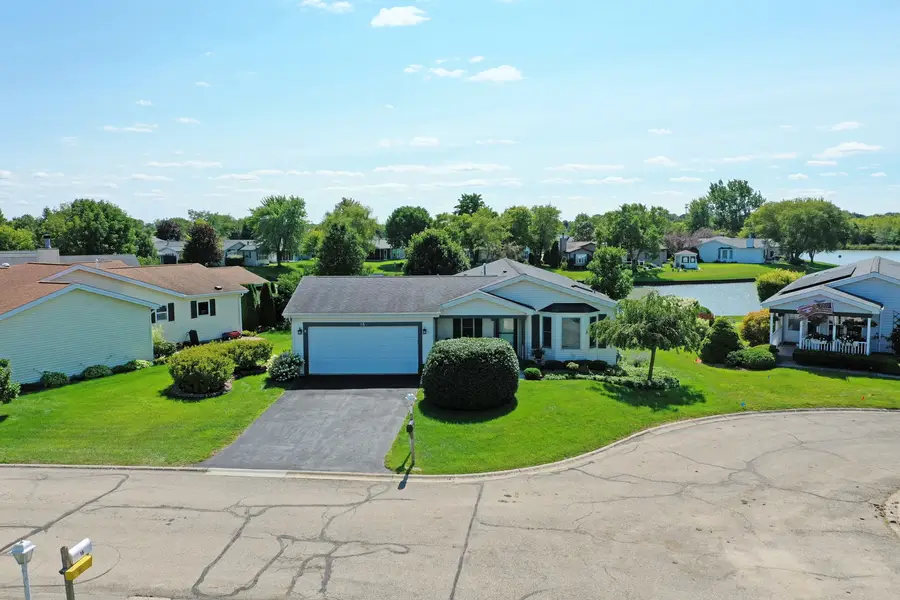 15 Saratoga Court, Grayslake, IL 60030 - #3