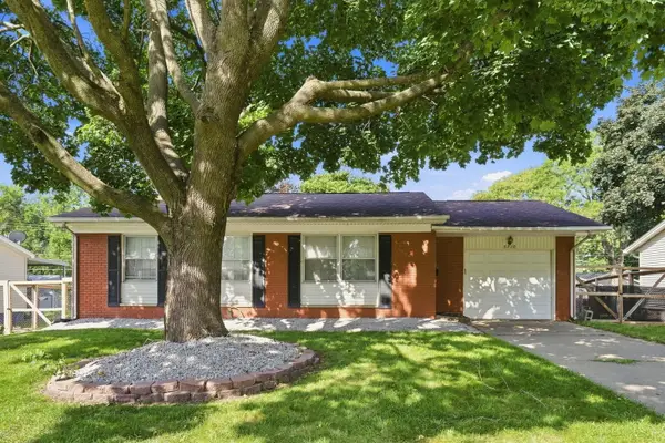 3710 N Pine Street, Davenport, IA 52806