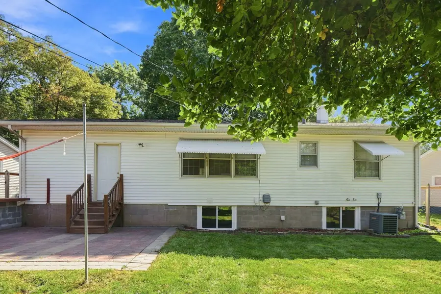 3710 N Pine Street, Davenport, IA 52806 - #3