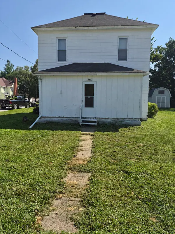 1802 13th Street, Viola, IL 61486