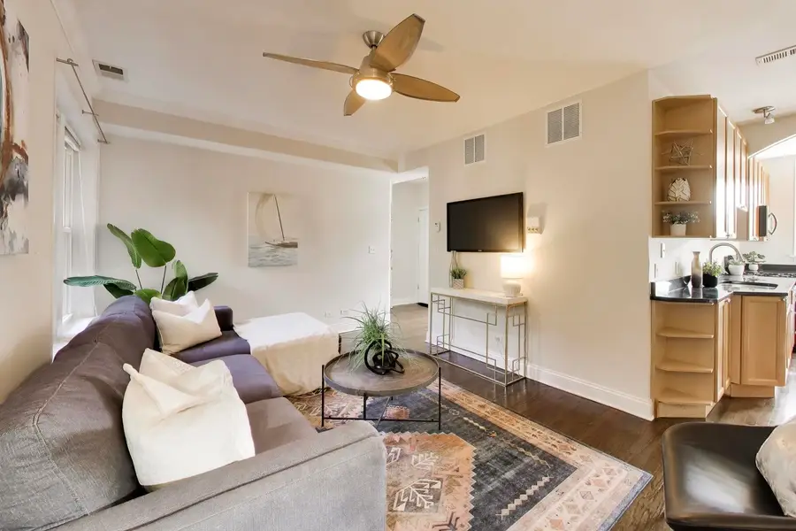 3406 N Bell Avenue #2, Chicago, IL 60618 - #3