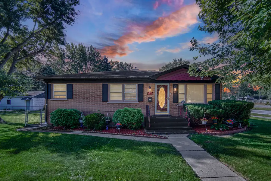 351 E 146th Street, Harvey, IL 60426 - #2