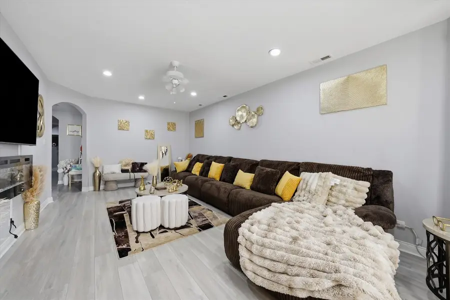 4344 W Lexington Street, Chicago, IL 60623 - #3