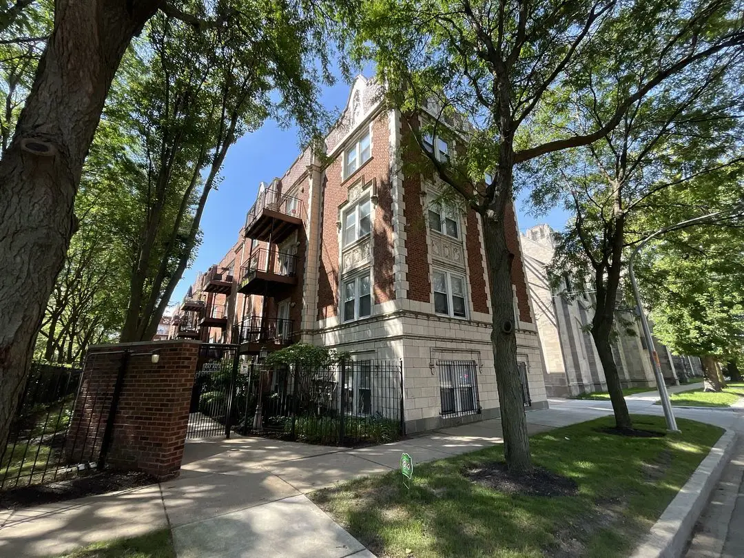 1017 E 46th Street #2S, Chicago, IL 60653 - #1