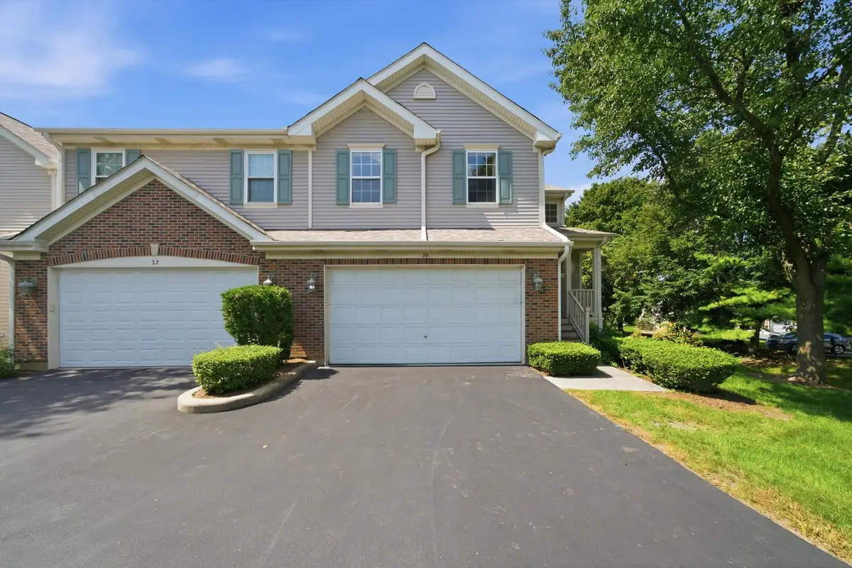 24 Stonegate Lane, Streamwood, IL 60107 - #1