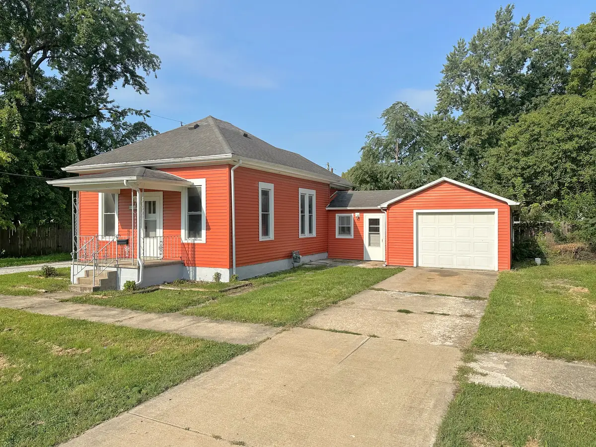 308 N Shabbona Street, Streator, IL 61364 - #1